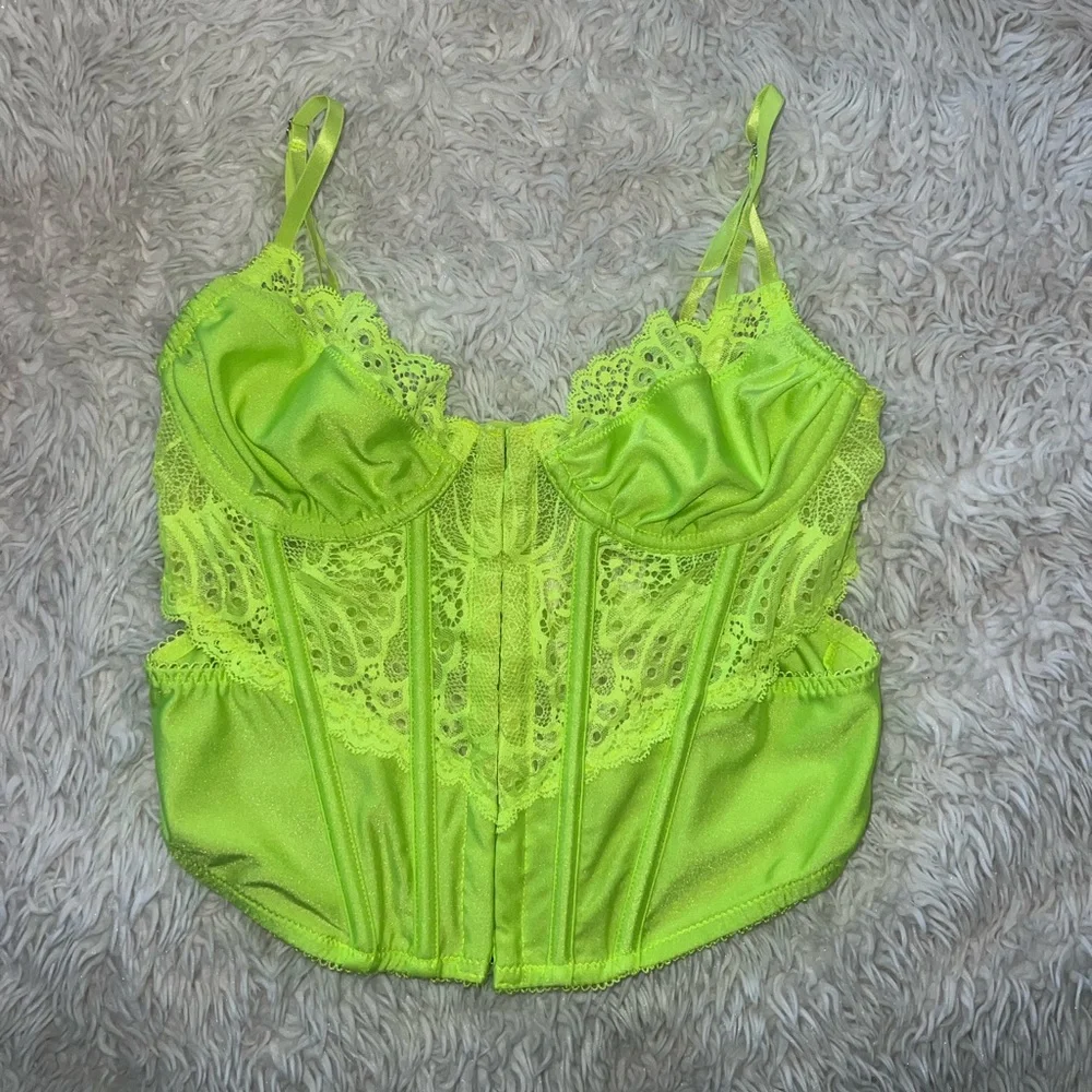Neon Green Corset top - Picture 2 of 6